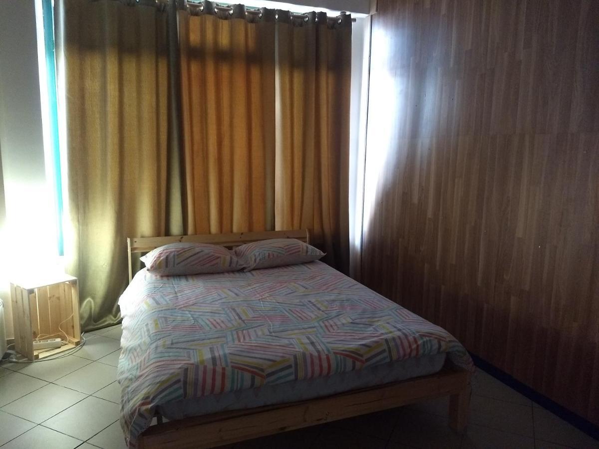 Melaya Budget Hostel ファロ エクステリア 写真