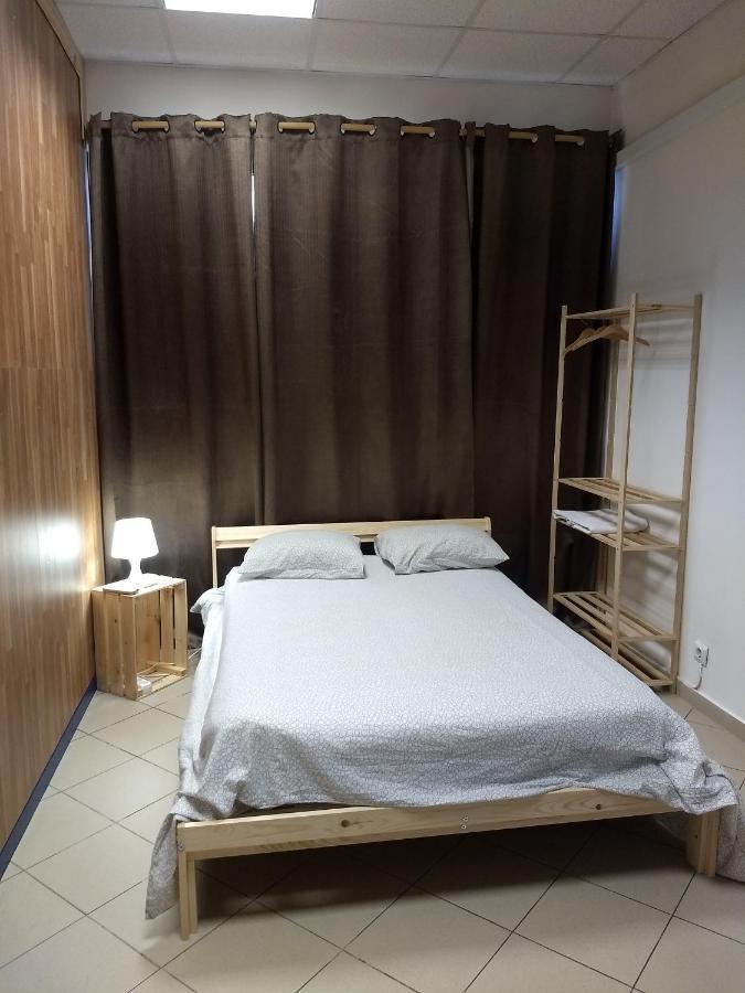 Melaya Budget Hostel ファロ エクステリア 写真