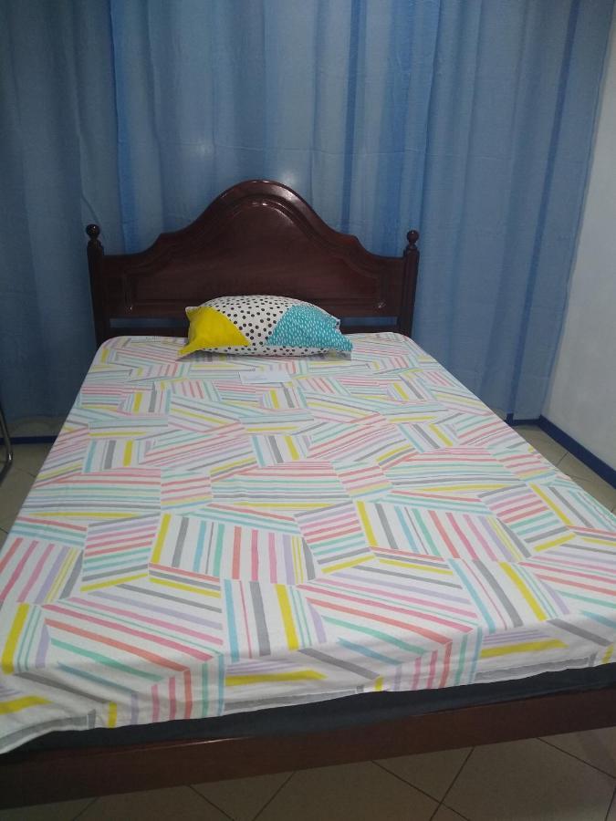 Melaya Budget Hostel ファロ エクステリア 写真